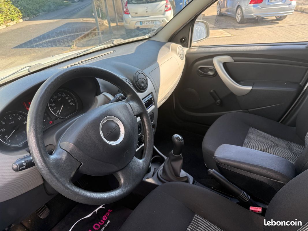 Dacia Sandero 1.5 Dci 70 Ambiance + Première Main (image 4)