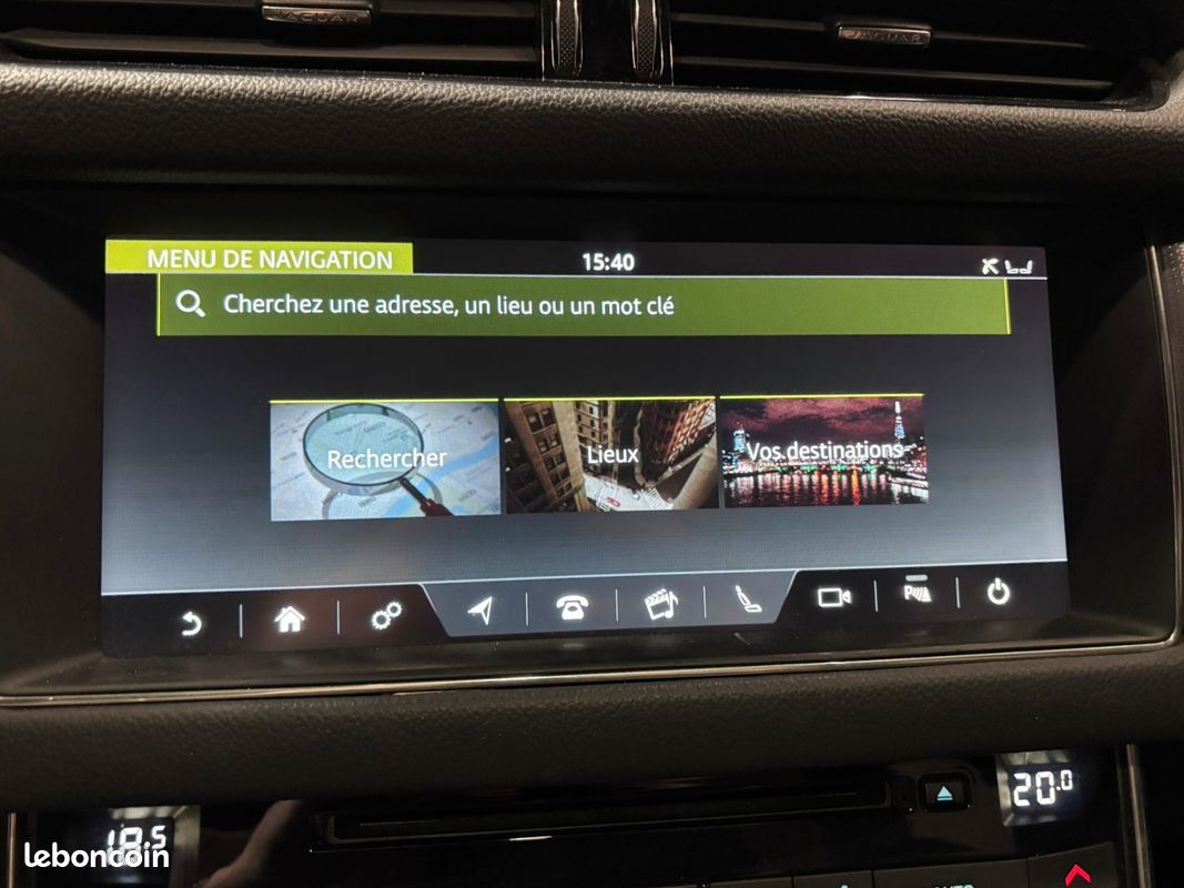 JAGUAR XF 3.0 D 300CH R-SPORT BVA - Entretien Jaguar - Carplay - Caméra de recul (image 29)