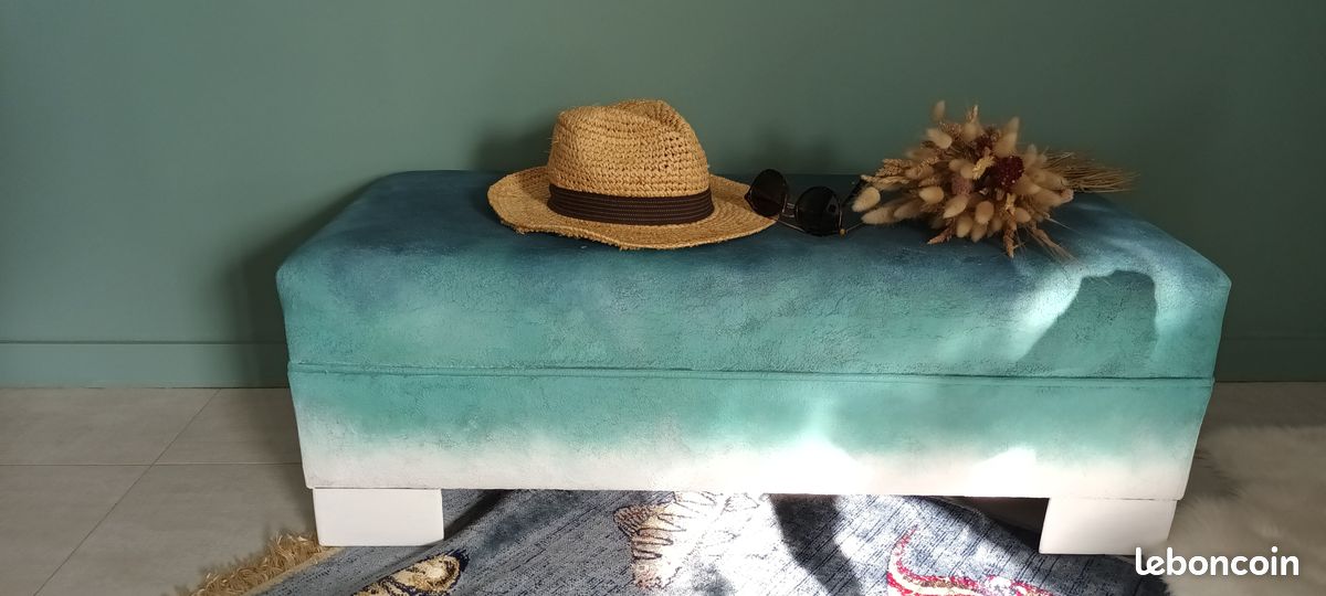 ✨ Bout de canapé relooké effet cuir vieilli – Pièce unique ✨ (image 1)