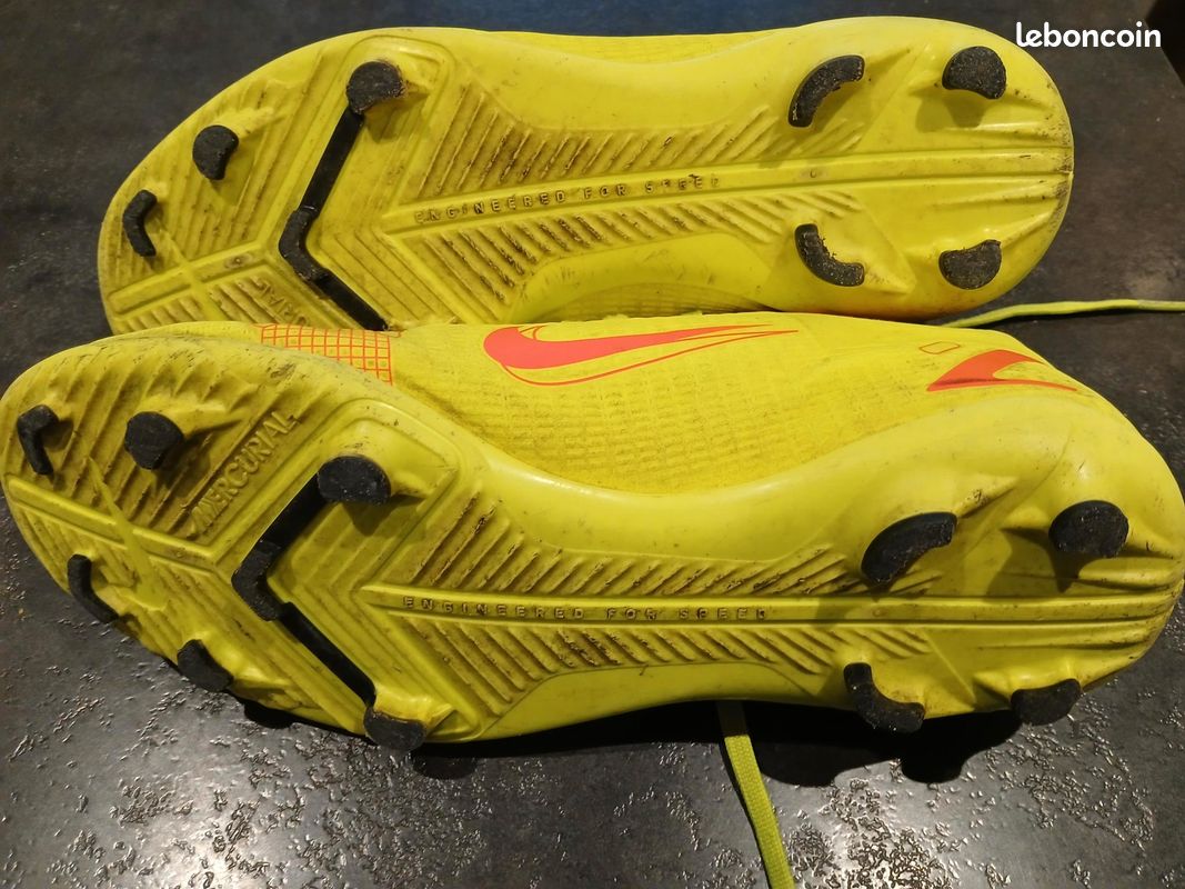 Chaussures rugby football (image 2)