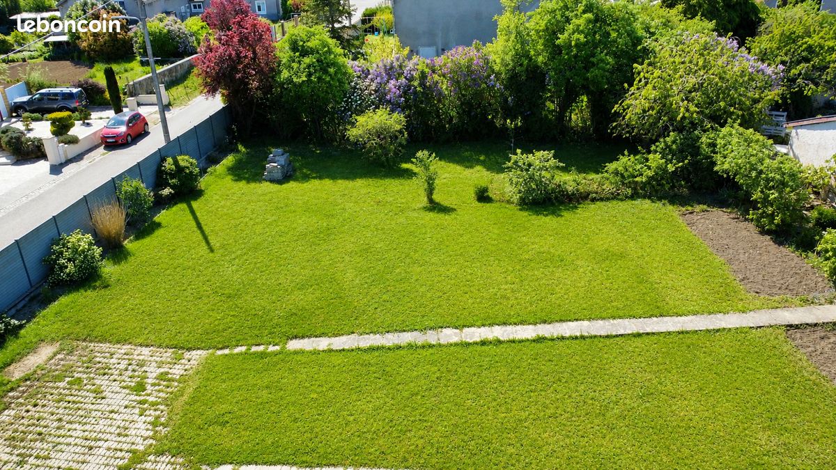 Terrain 775 m² CHEMINOT (image 1)