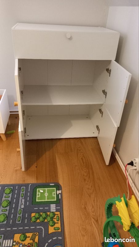 Commode (image 2)