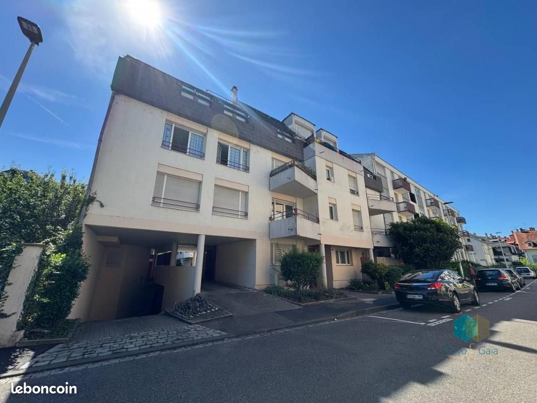 Parking 12 m² · à Strasbourg · 12 m² · 60 €/mois