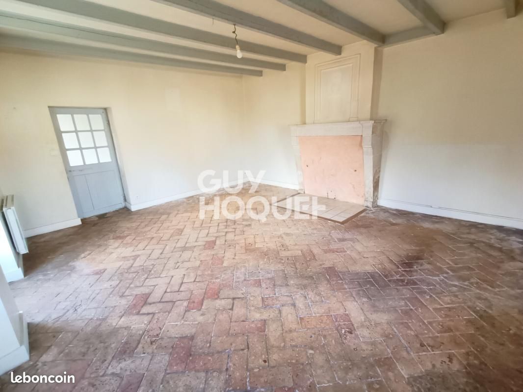 Maison 3 pièces 107 m² · à Fontenay-le-Comte · 107 m² · 112 700 €
