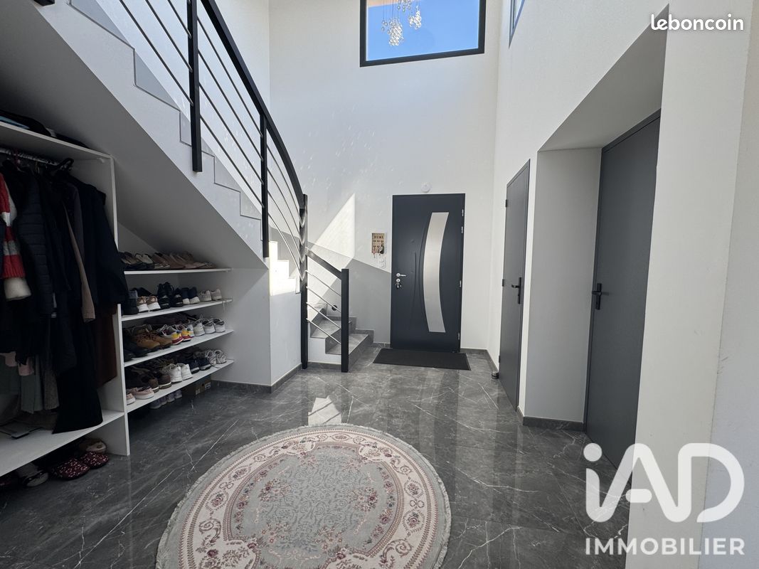 Maison 5 pièces 140 m² · à Les Sorinières · 140 m² · 468 000 €