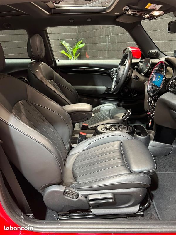 MINI MINI 2.0 180ch COOPER S JCW BVA - HARMAN KARDON - SIÈGES CHAUFFANTS - CAMÉRA DE RECUL (image 17)