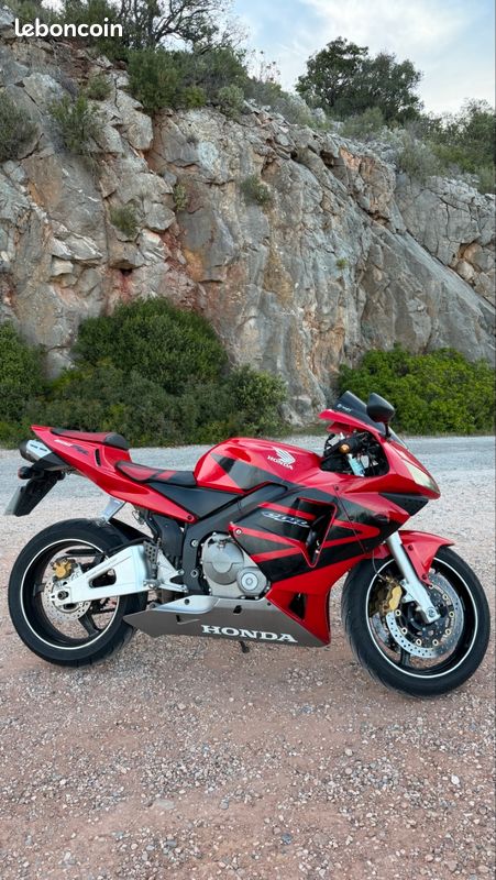 CBR 600 rr (image 2)
