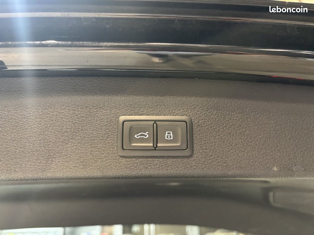 Audi Q3 45 TFSI E 245 S LINE STRONIC (image 29)