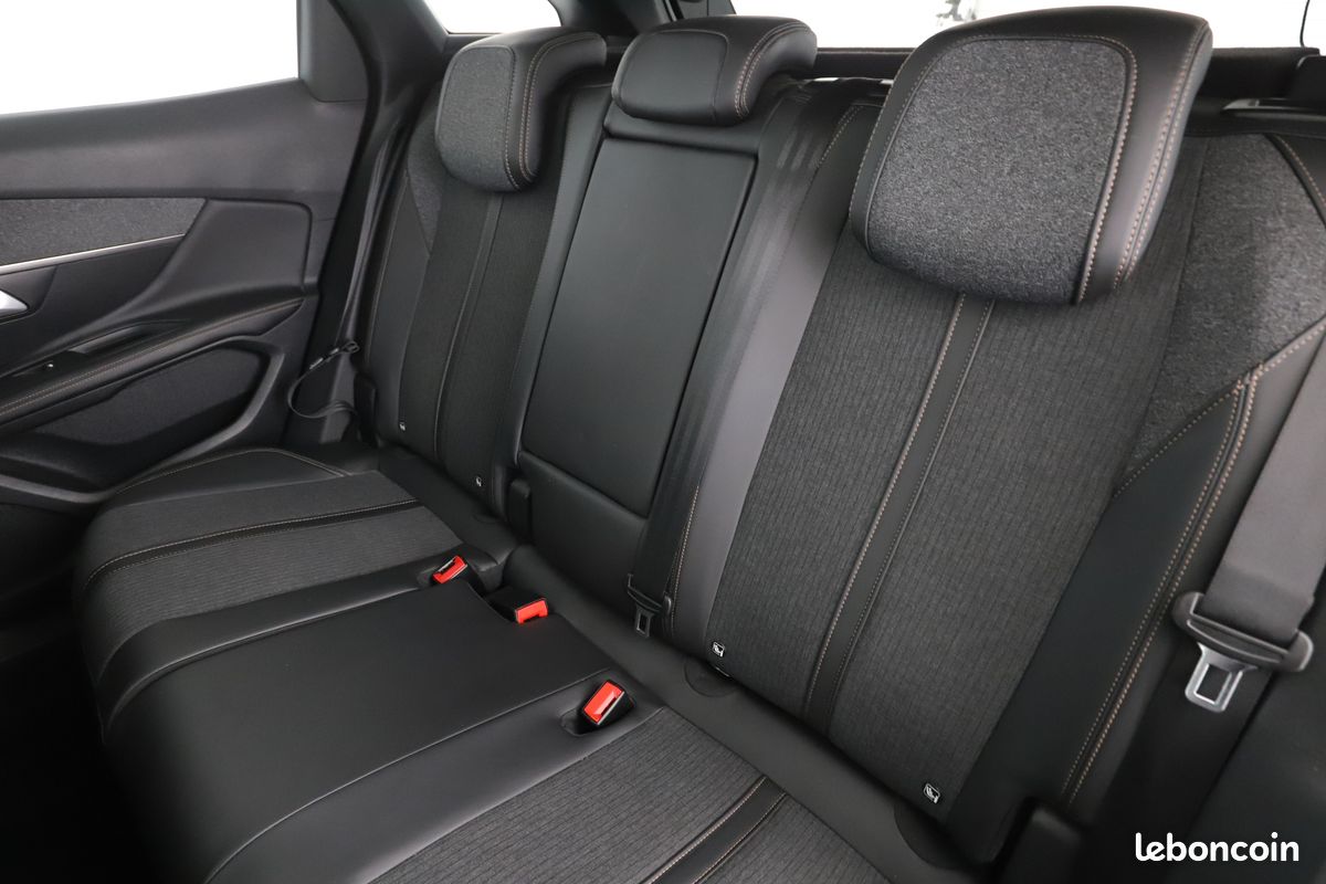 Peugeot 3008 1.6 THP GT Line EAT6 165 ch (image 8)