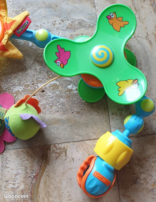 Arche d'activité articulé pour bébé (image 2)
