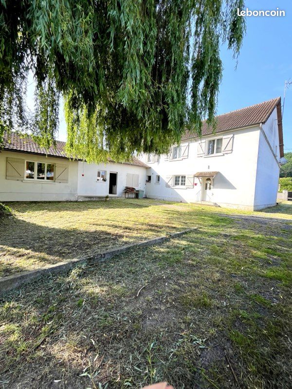 Maison 10 pièces 250 m² · à Monchy-Saint-Éloi · 250 m² · 415 000 €