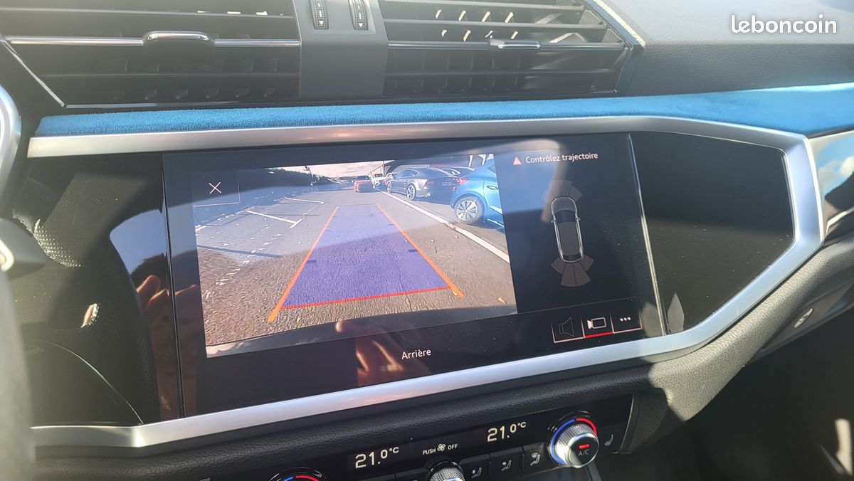 Audi q3 sportback 45 tfsi 230 sline quattro stronic 7 / immat fr - malus paye / to camera ja20 (image 10)