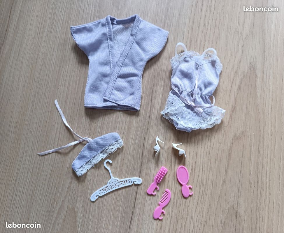 Barbie vintage 1986 - Lingerie Fancy Frills référence Mattel 3180 - Collection