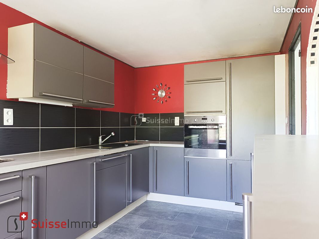 Maison 10 pièces 127 m² · à Etupes · 127 m² · 86 900 €
