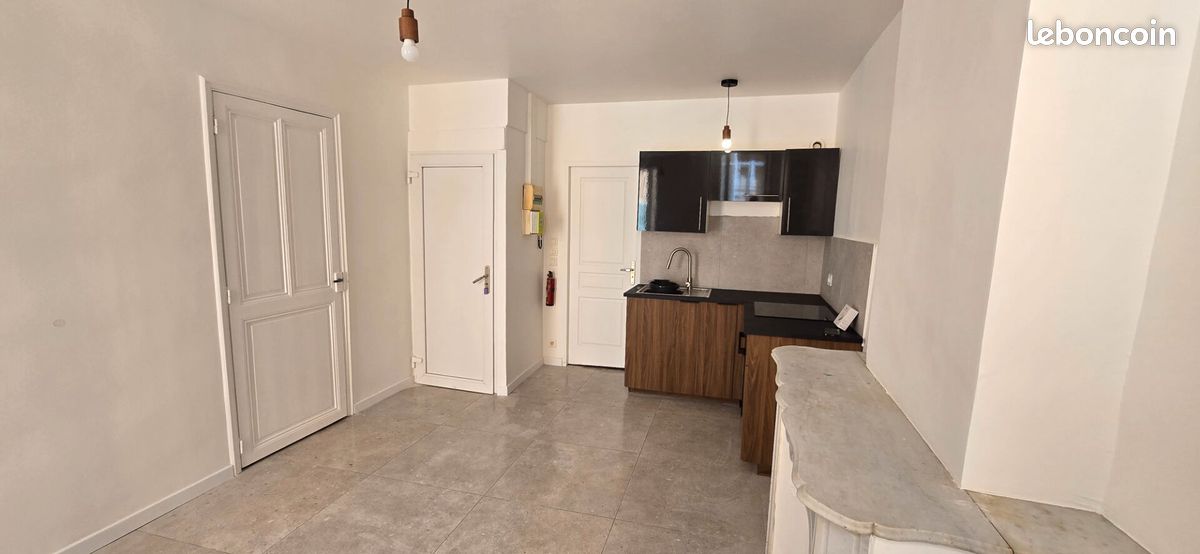 Appartement 2 pièces 31 m² · à Toulon · 31 m² · 610 €/mois