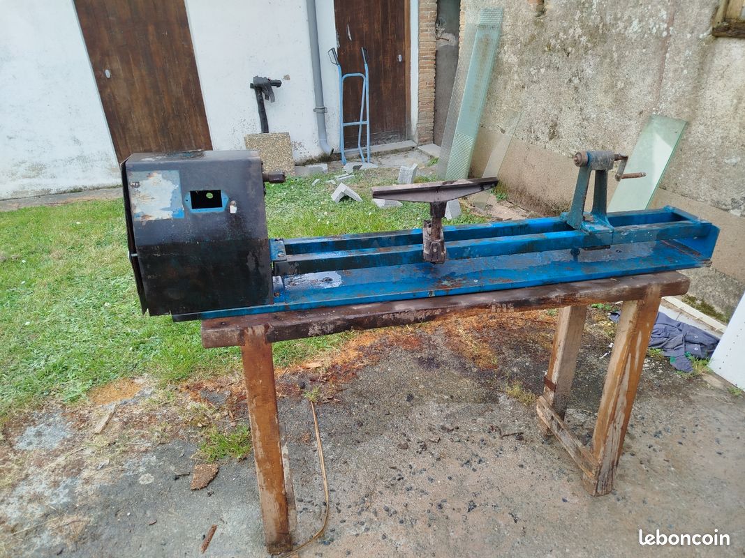 Tour à bois (image 1)