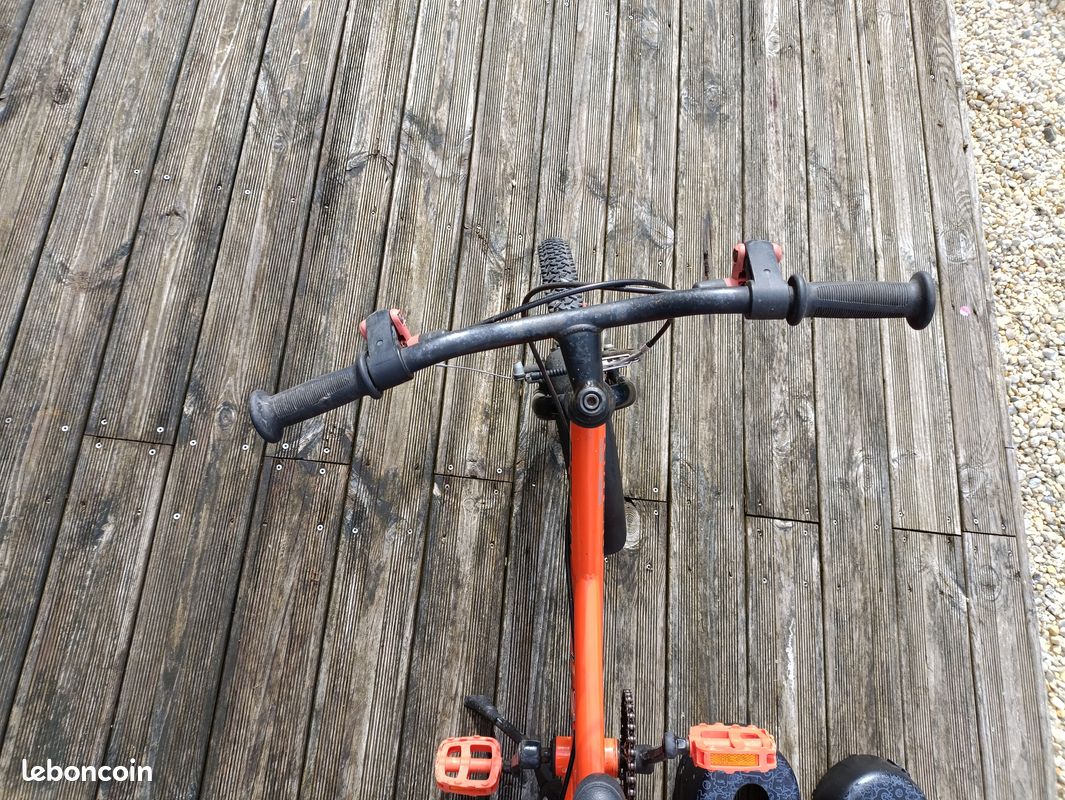 Vélo enfant 16 pouces B'Twin Robot 500 (Decathlon) - Avec carter NEUF à monter (image 3)