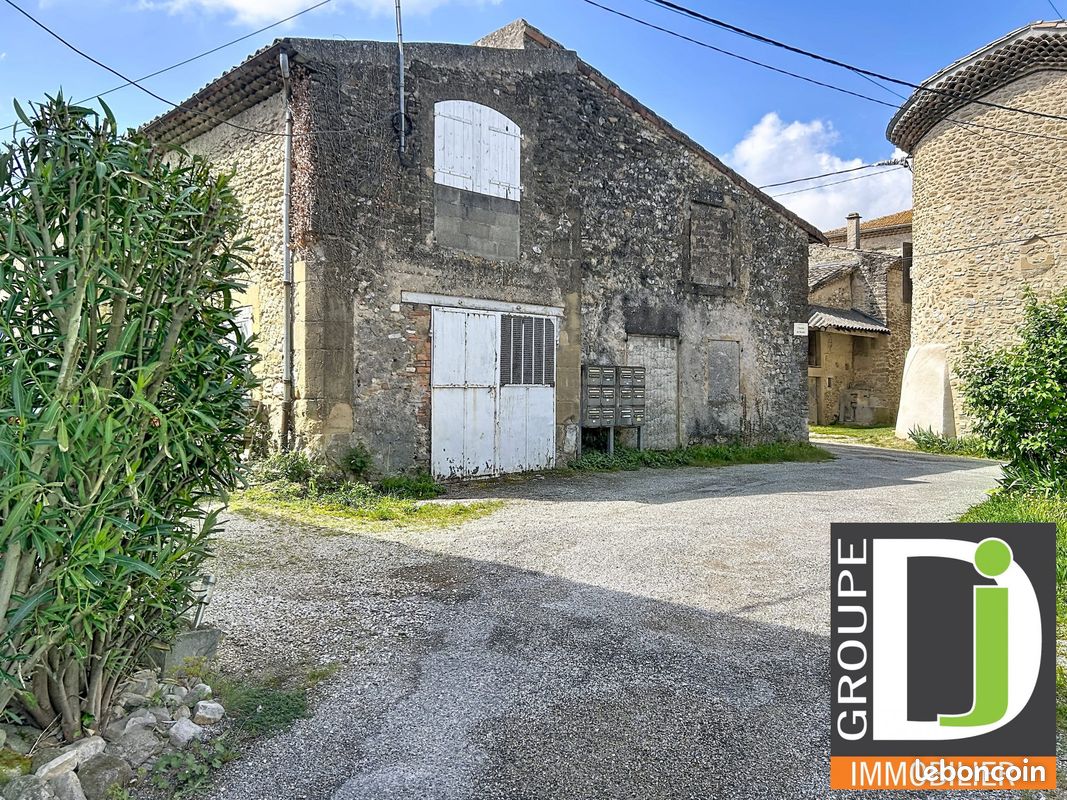Maison 2 pièces 80 m² · à Montmeyran · 80 m² · 76 000 €