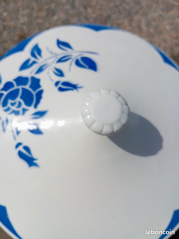 Soupière Sarreguemines Digoin - Modèle Bourbon - Décor Moulin Bleu - Faïence