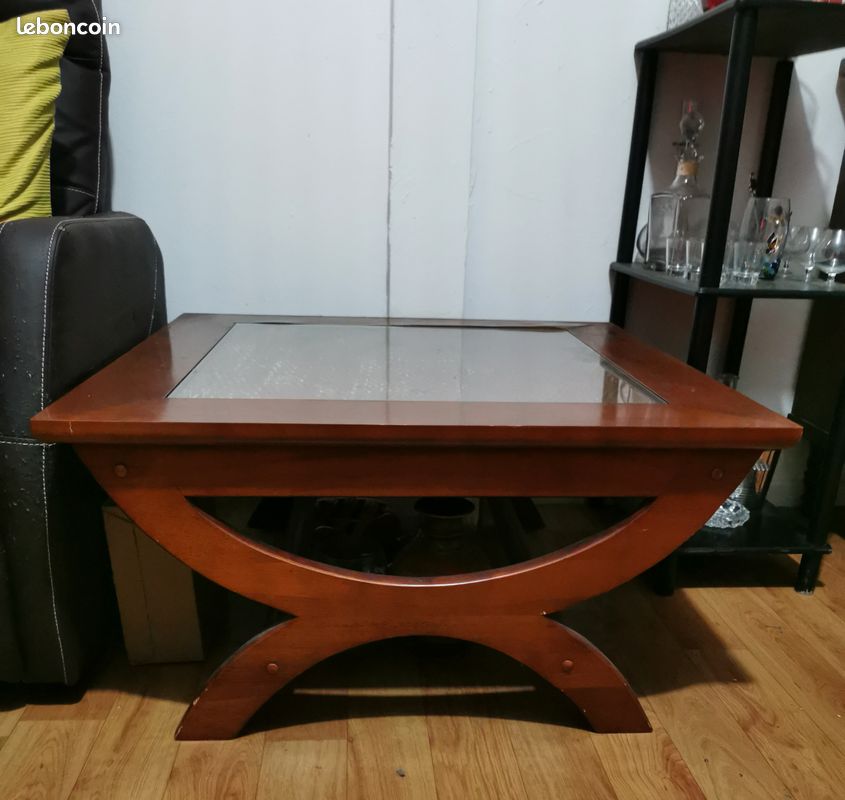 Table basse acajou et verre (image 1)