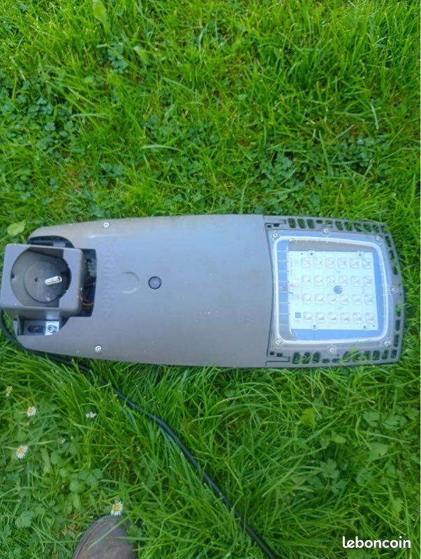 Lampe à LED éclairage public (image 1)