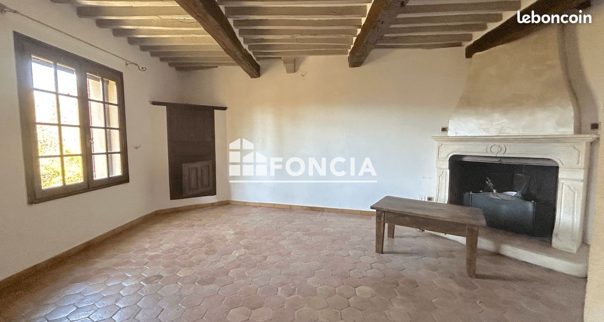 Maison 4 pièces 133 m² · à Sault · 133 m² · 1 300 €/mois