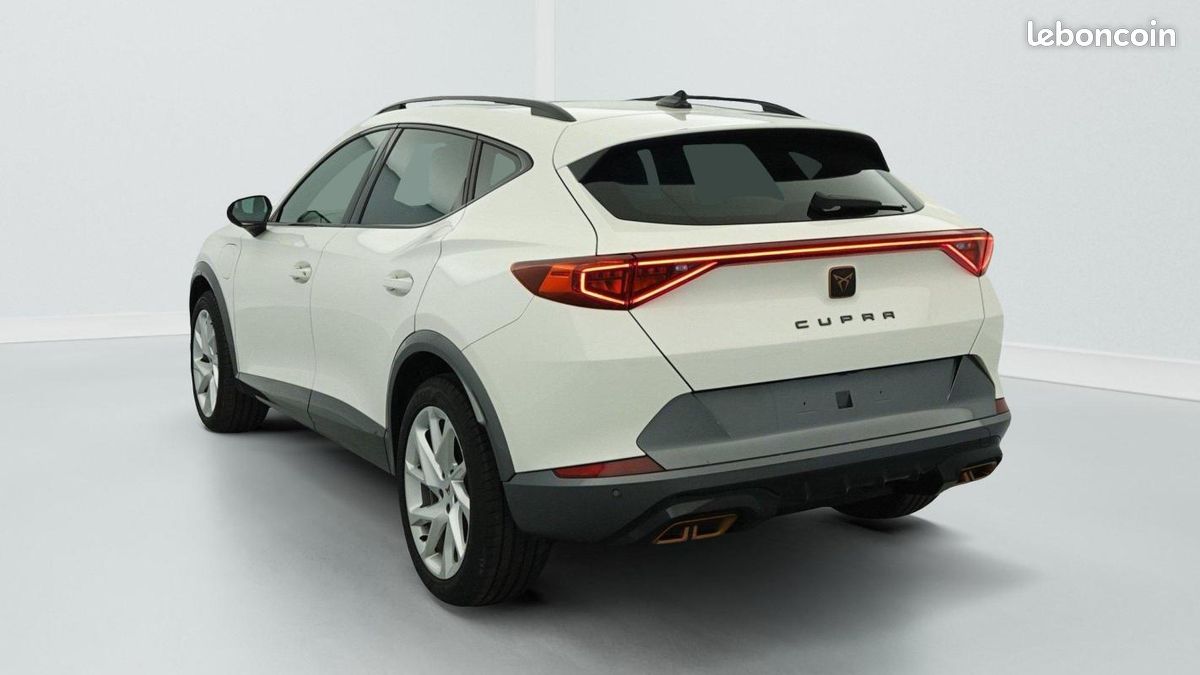 Cupra Formentor - 1.4 e-HYBRID 204 ch DSG6 V (image 4)