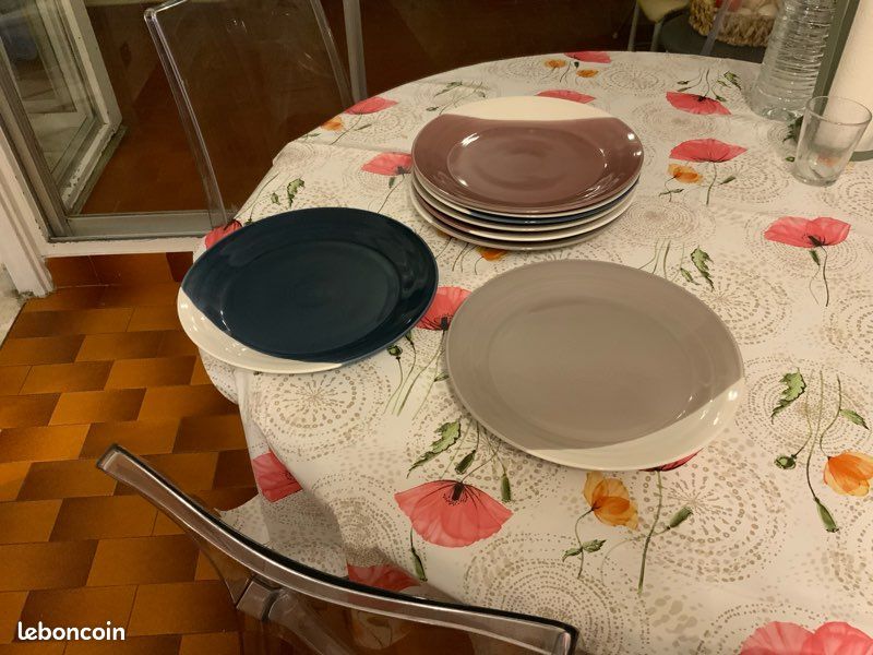 Assiettes de salades repas (image 1)