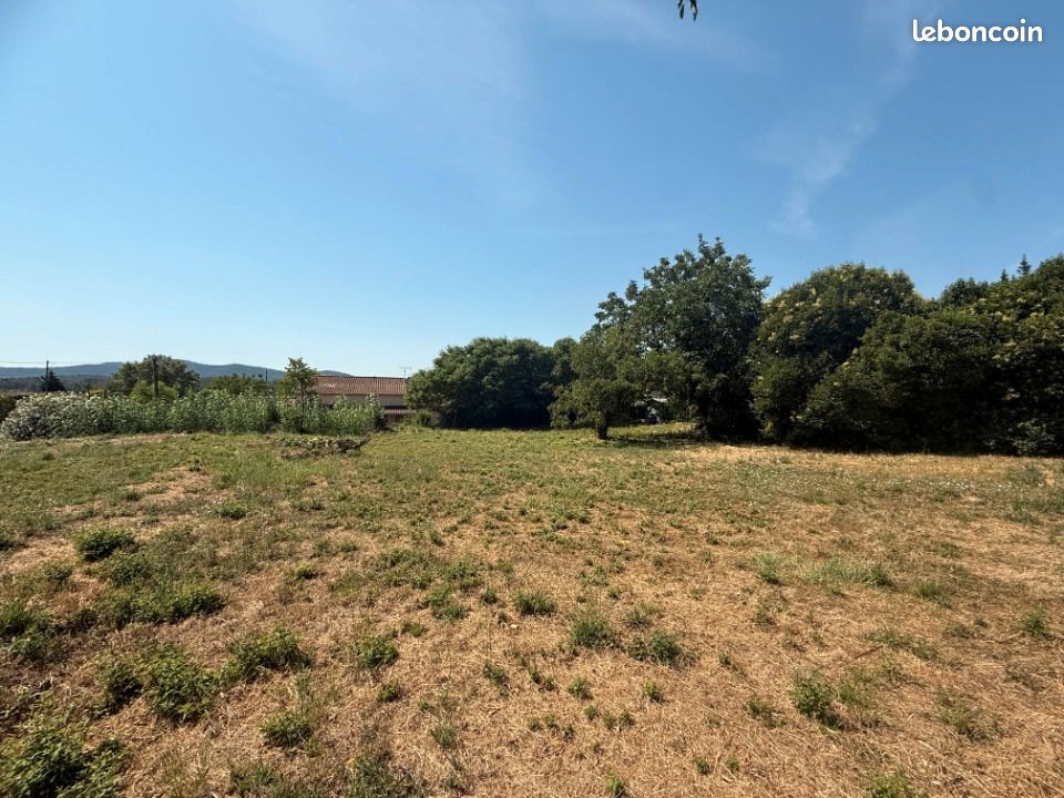 Terrain 284 m² · à Carnoules · 119 000 €