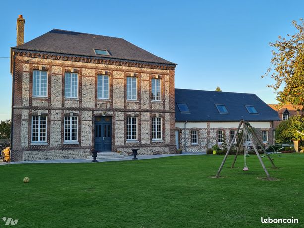 Maison 9 pièces 281 m²