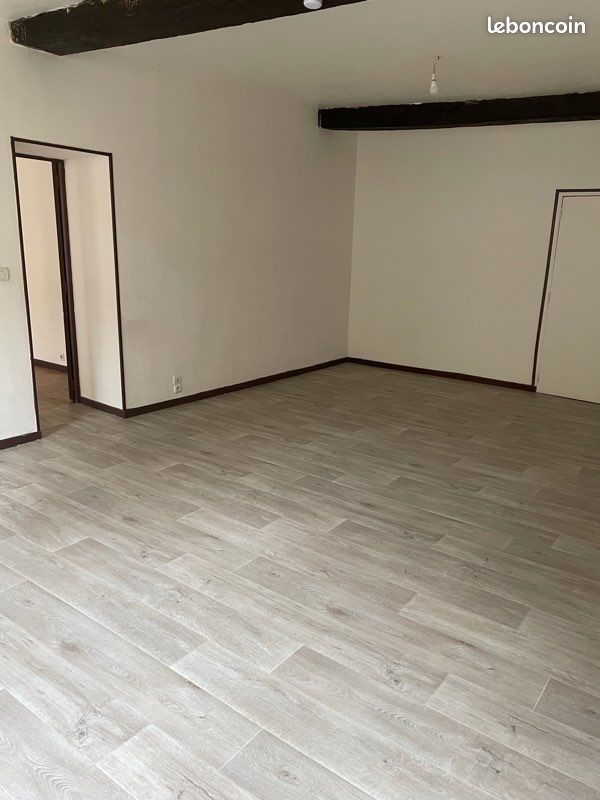 Appartement 4 pièces 100 m² · à Sedan · 100 m² · 750 €/mois