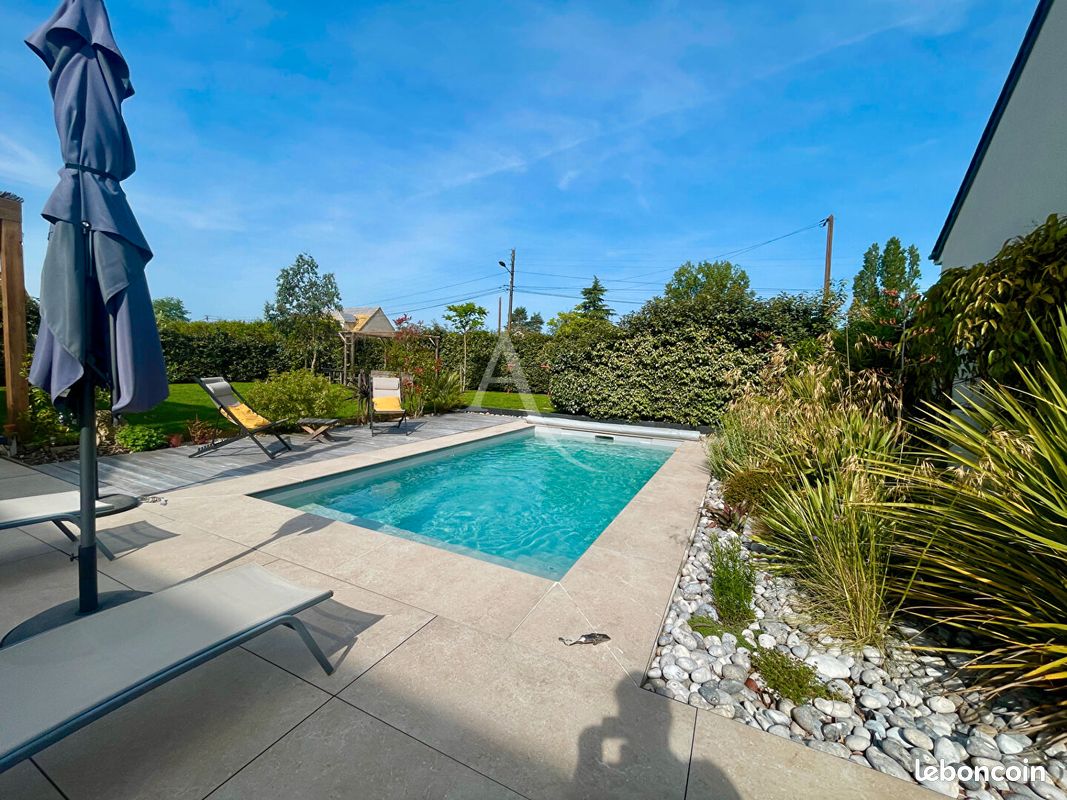 Maison 8 pièces 136 m² · à Cerelles · 136 m² · 485 000 €
