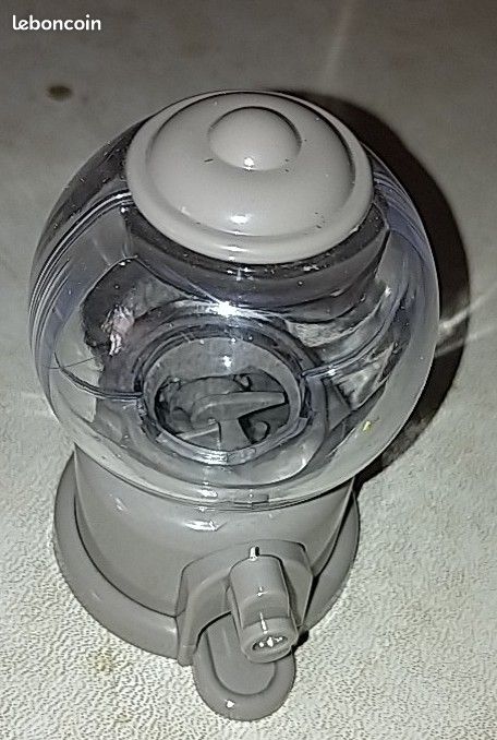 Petit distributeur de bonbon (image 1)