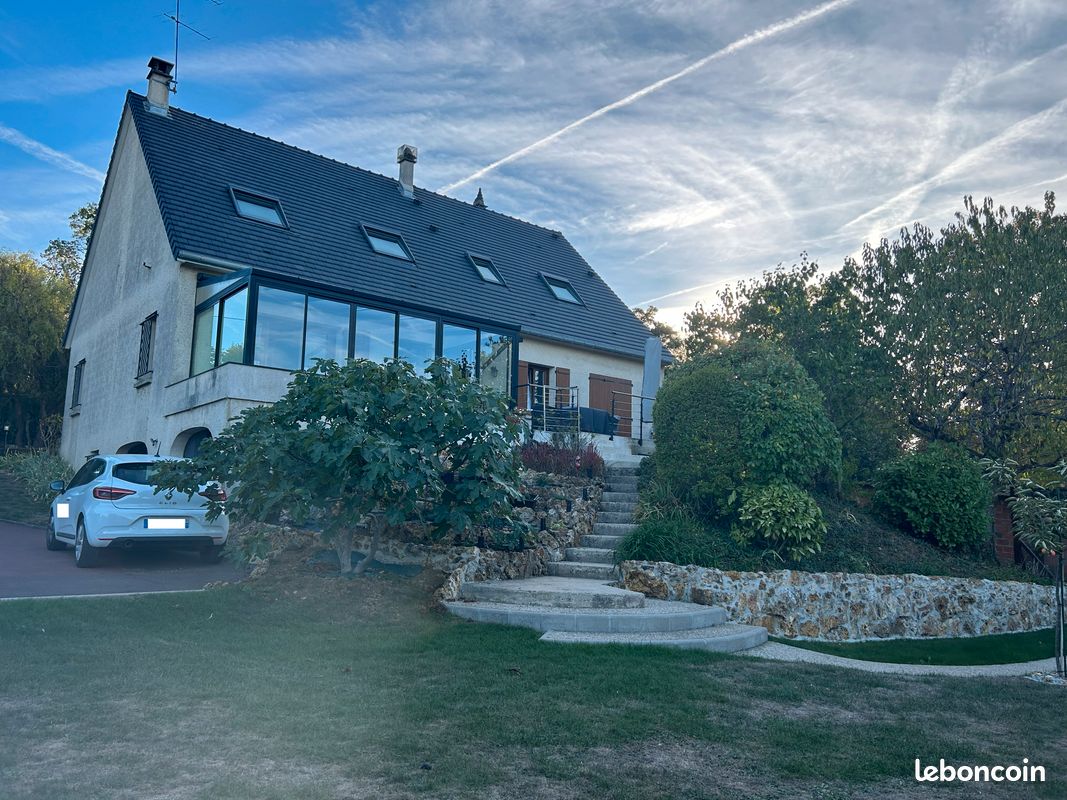 Maison 8 pièces 290 m² · à Saint-Germain-sur-Morin · 290 m² · 499 000 €