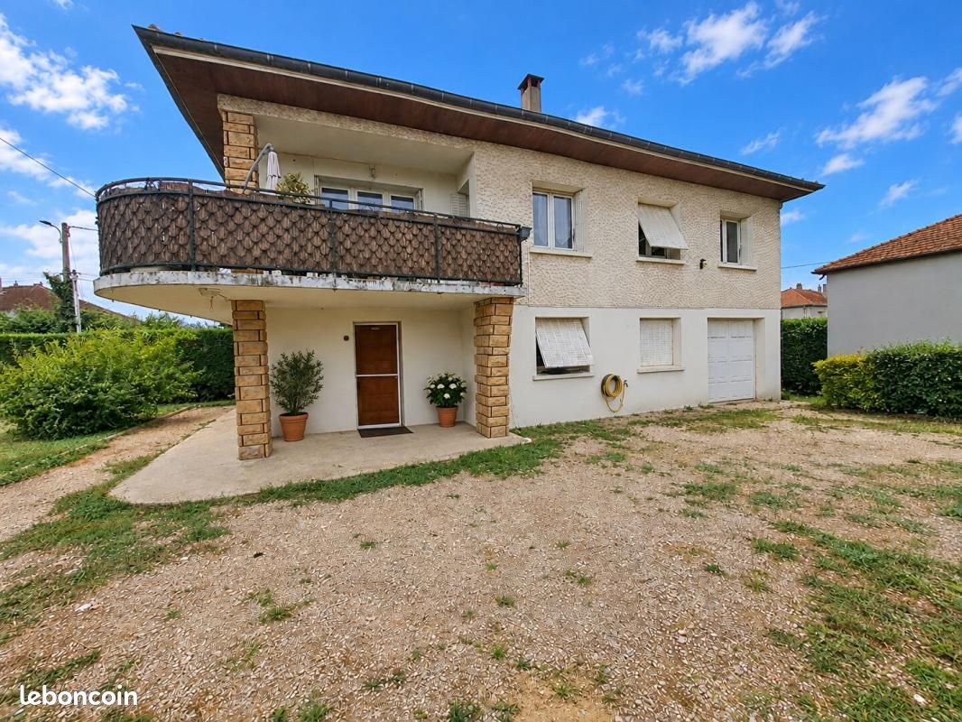 Maison 7 pièces 135 m² · à Beaurepaire · 135 m² · 175 000 €