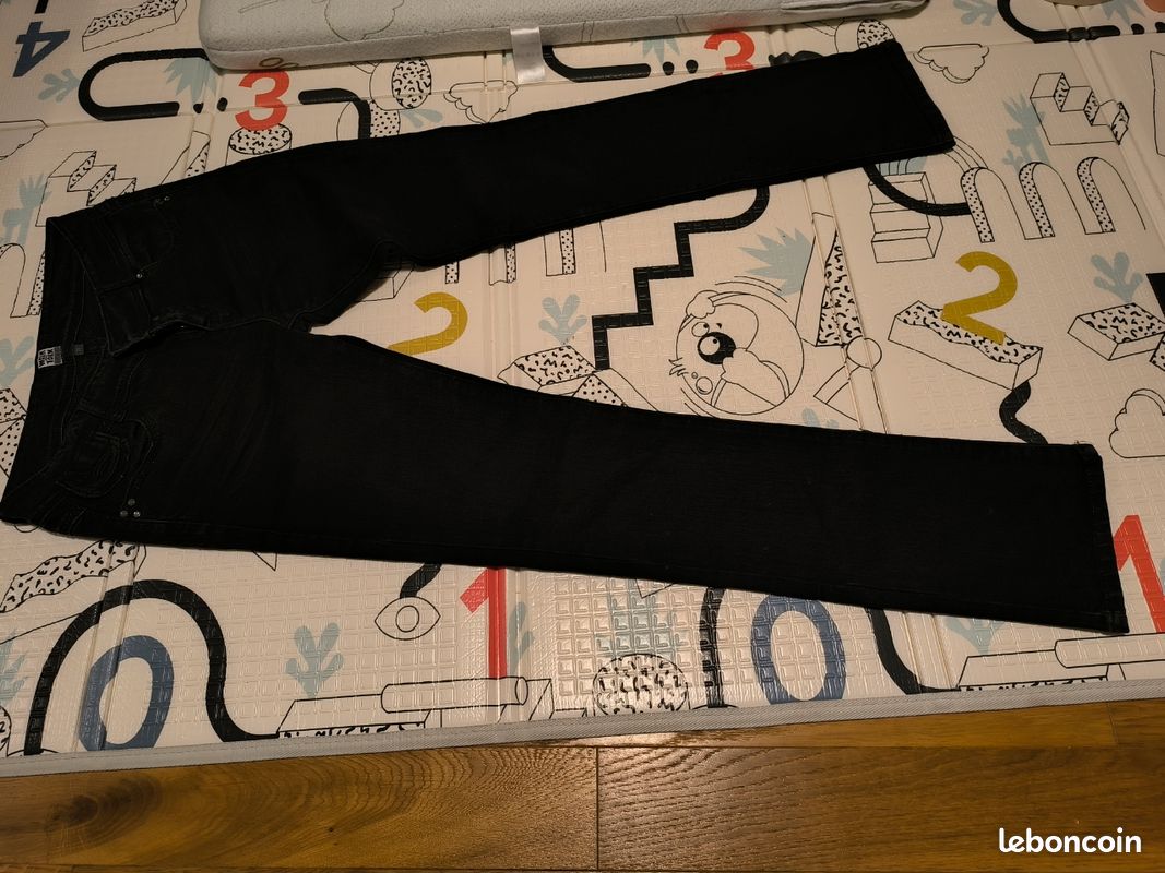 Jean femme walk and talk (image 1)
