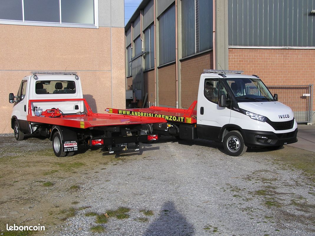 Dépanneuse IVECO DAILY 35C18 (image 3)