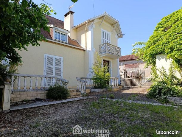 Ferme 13 pièces 261 m²