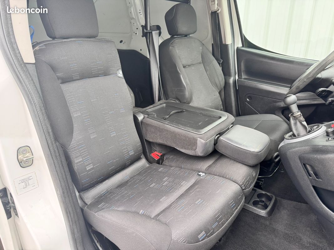 CITROEN BERLINGO II BUSINESS 1.6 HDI 90cv 3 PLACES avec PORTE LATÉRALE DROITE COULISSANTE (image 5)