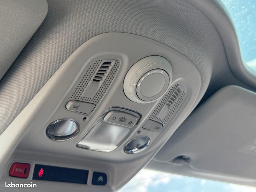 Citroën C4 e-HDi 115 Exclusive + ETG6 (image 14)