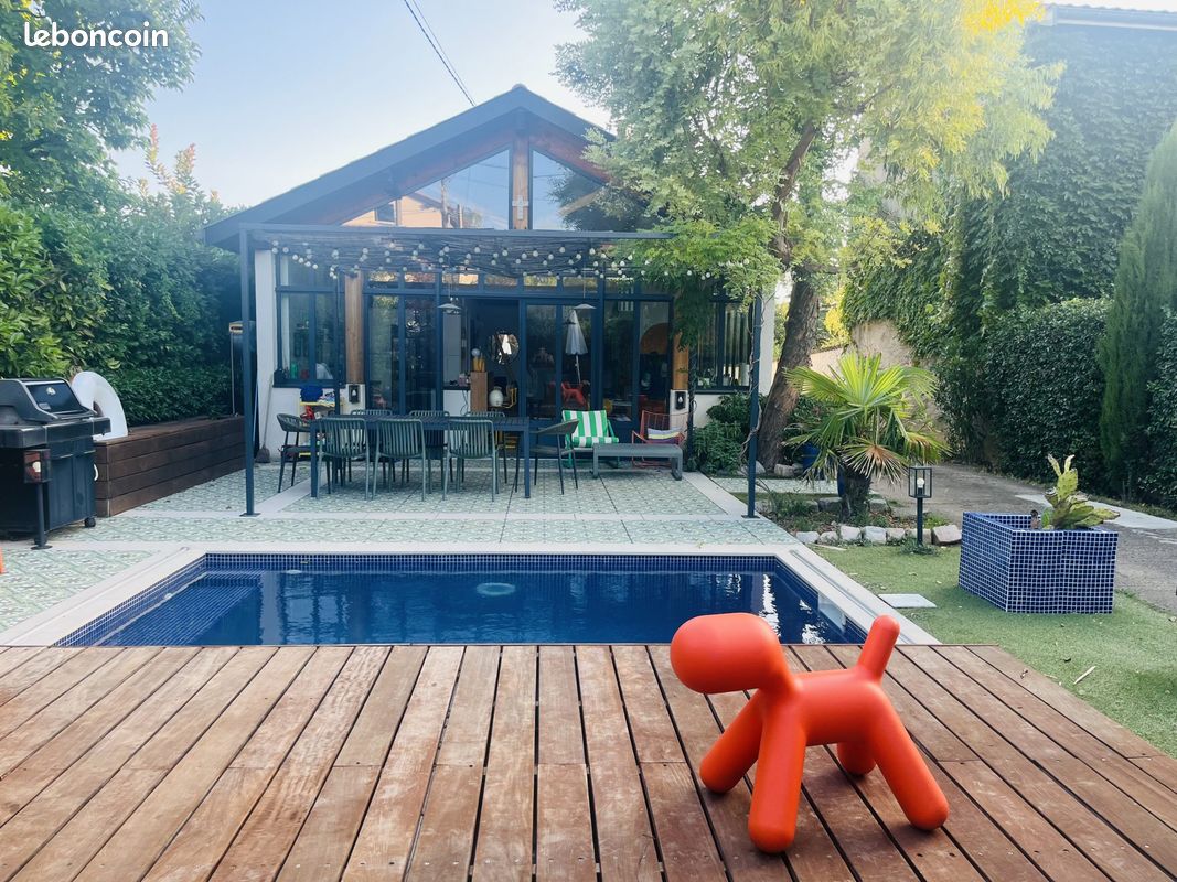 Maison 6 pièces 166 m² · à Fleurieu-sur-Saône · 166 m² · 800 000 €