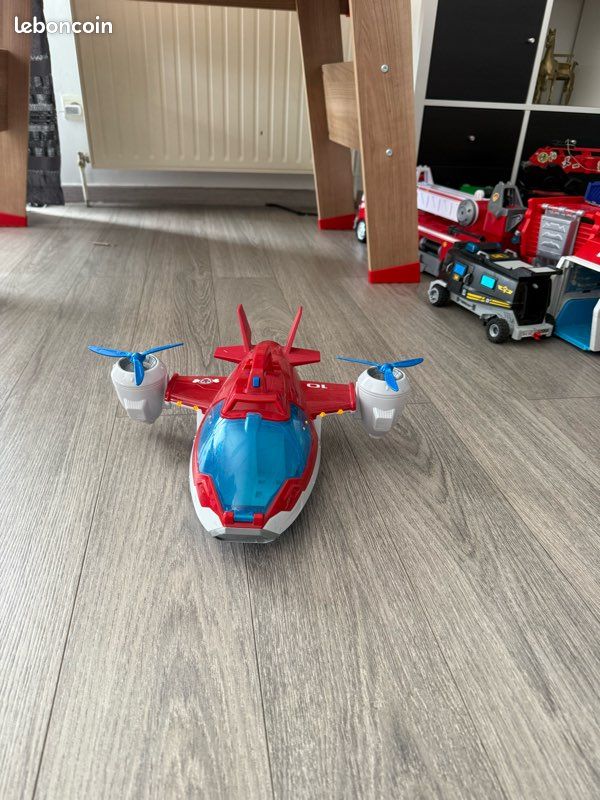 Avion pat patrouille (image 3)