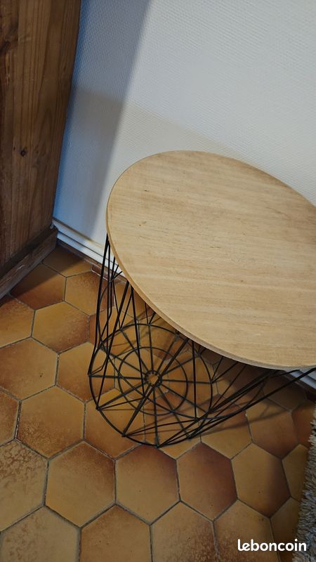 Table d appoint (image 2)