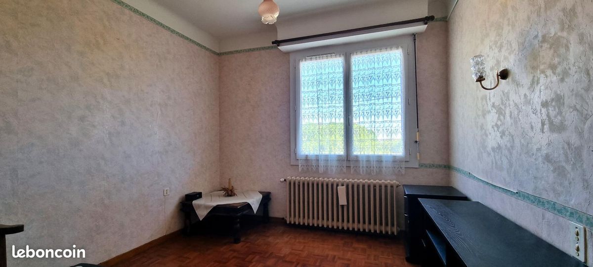 Maison 7 pièces 169 m² - Serres-Morlaàs 64160 (image principale 9)