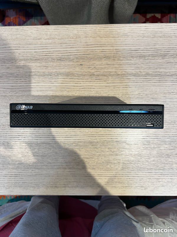 Enregistreur vidéo surveillance Dahua NVR 4K POE (image 1)
