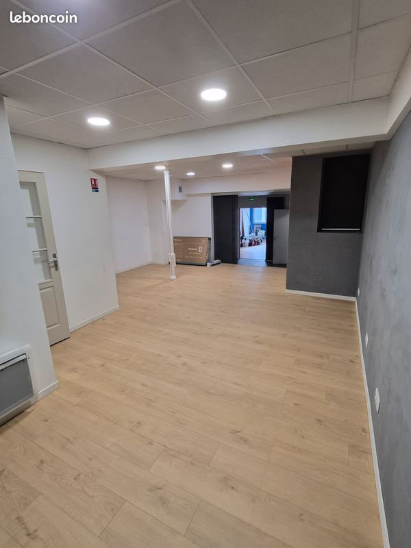 Local commercial 5 pièces 100 m² · à Béthune · 100 m² · 750 €/mois