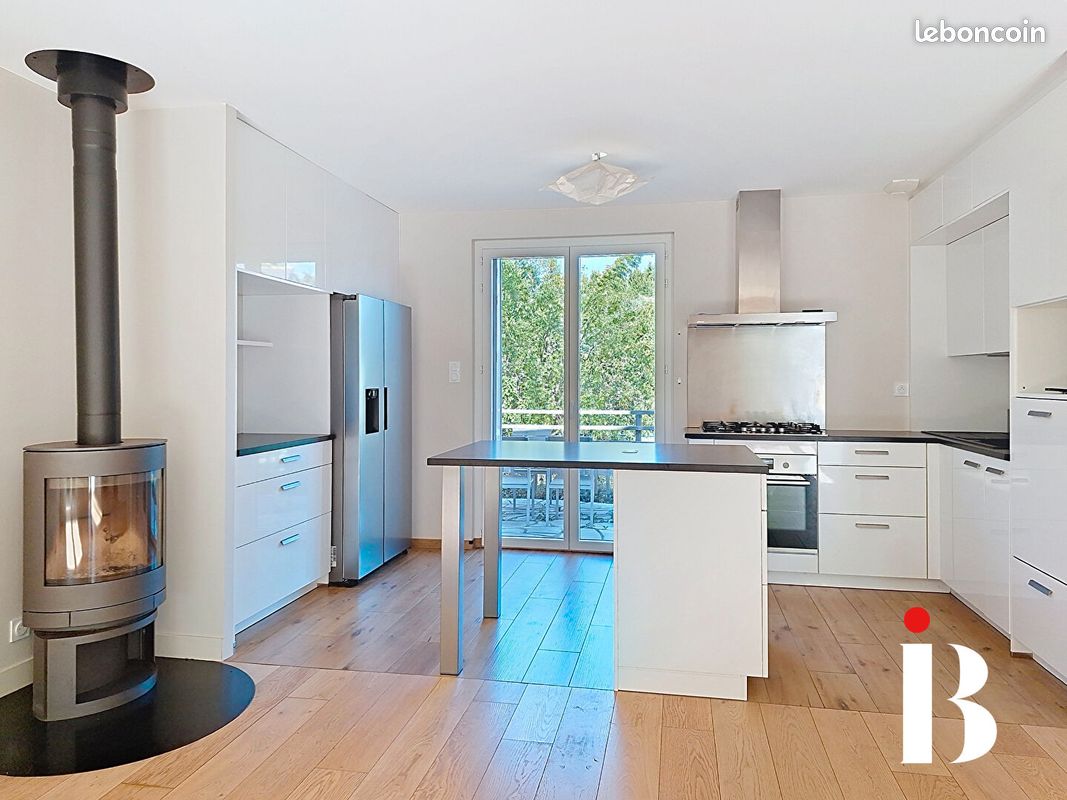 Maison 6 pièces 118 m² · à Orvault · 118 m² · 1 750 €