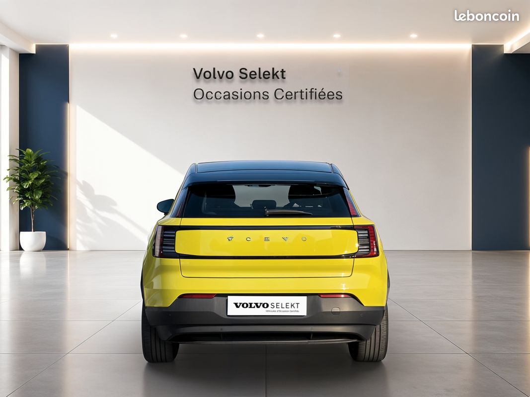 VOLVO EX30 Single Extended Range 272 ch 1EDT Plus (image 3)