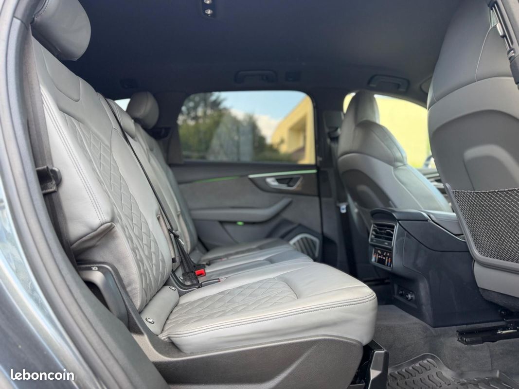 Audi Q7 50 TDI quattro 284 CH- Apple CarPlay- Boule de remorquage-Sièges sport (image 18)