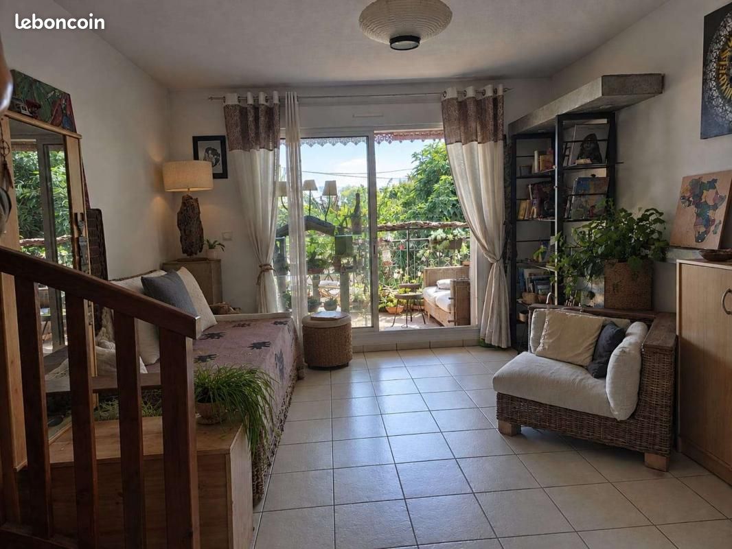 Appartement 3 pièces 47 m² · à Saint-Denis · 47 m² · 158 000 €